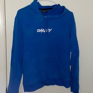 Oakley sweatshirt